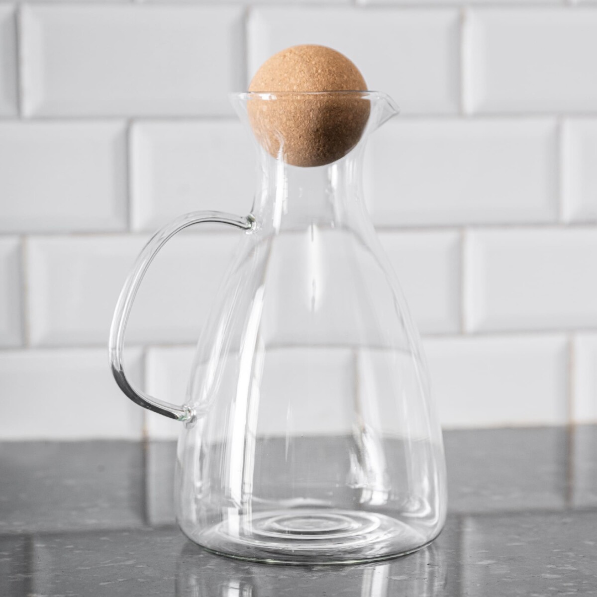 Jarra de vidrio con tapón esférico de corcho 1600ml 