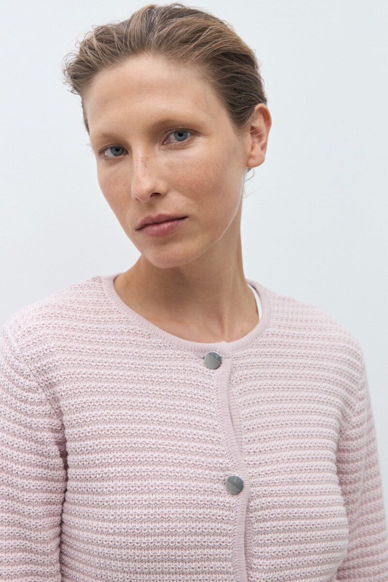 Chaqueta tejida con botones metálicos rosa