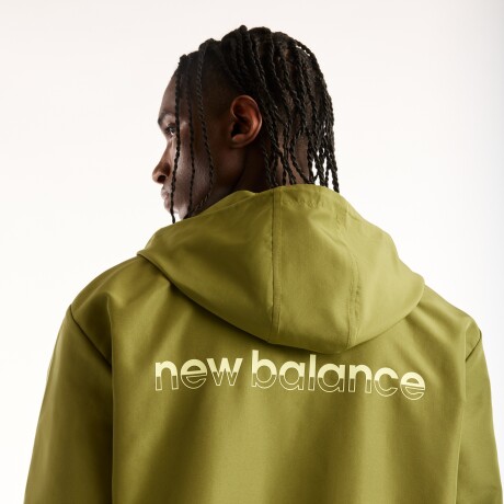 Campera New Balance de Hombre - Trackside - MJ62Y8SJGEE GREEN
