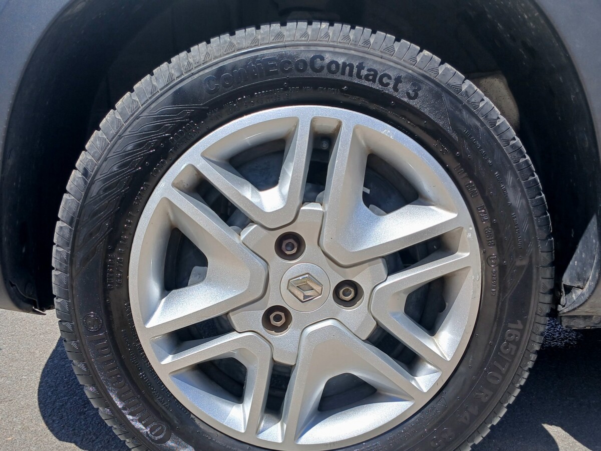 Renault Kwid Intense EXCELENTE ESTADO! | Permuta / Financia Renault Kwid Intense EXCELENTE ESTADO! | Permuta / Financia