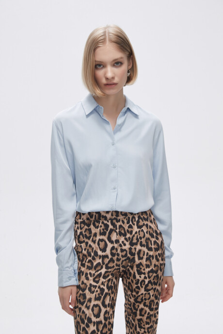 Camisa Luli Celeste Claro