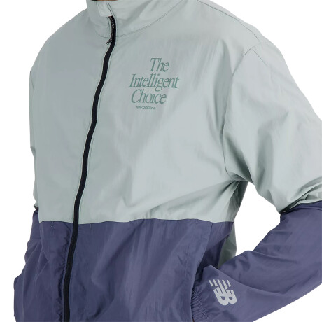 Campera New Balance GRAPHIC IMPACT RUN PACKABLE Grey & Indigo