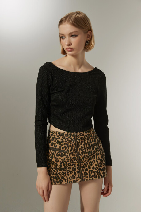 Tops Attusa Negro