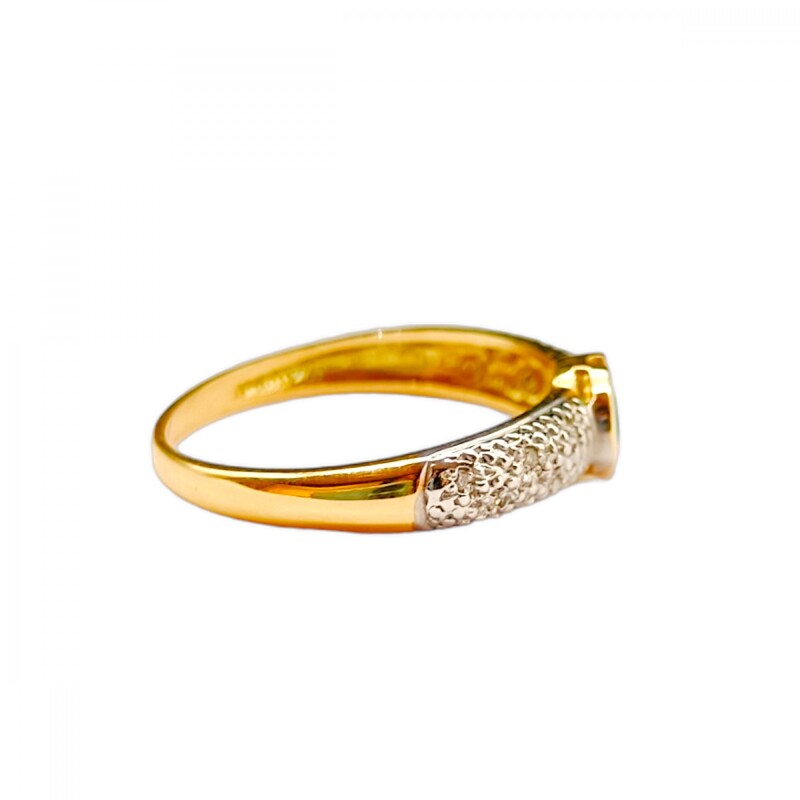 Anillo Solitario-Oro 18k-Piedra Esmeralda y Zirconia-AN9506 conpiedra