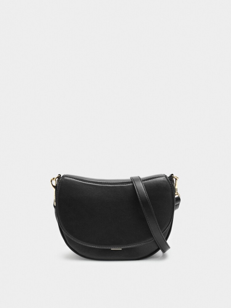 Bolso Bandolera Ovalado Con Solapa negro