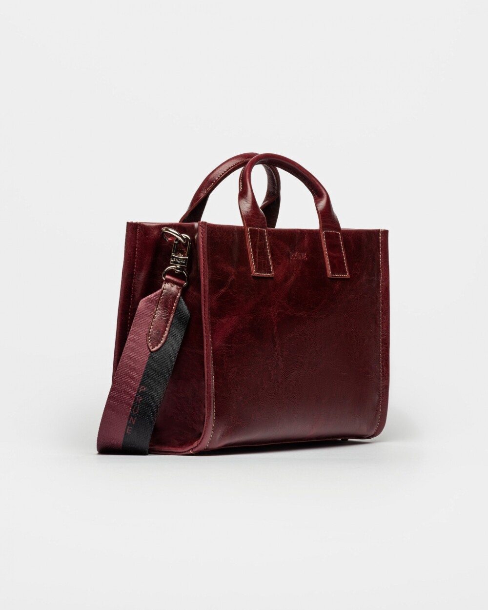 Cartera de Mano Capri En Cuero Liso Bordeaux