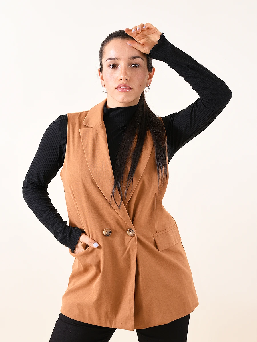 CHALECO FRIDAY - MARRON 
