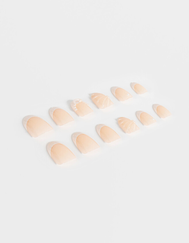 Nail Art Uñas Postizas Con Diseño Efecto 3d Almendradas - Combinacion Bicolor