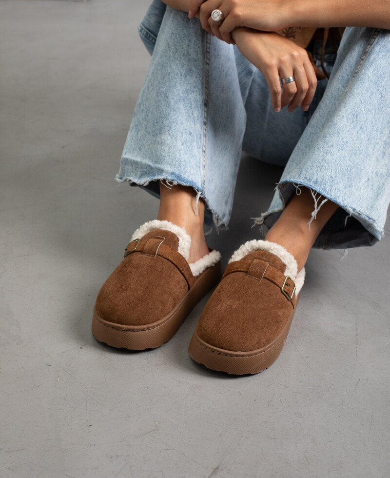 Zueco Millie marrón oscuro