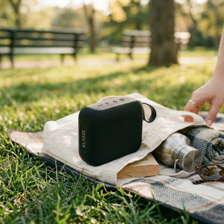 Parlante Bluetooth Klasse Inalámbrico | Color negro Parlante Bluetooth Klasse Inalámbrico | Color negro