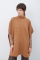 PONCHO ROMPEVIENTO CARAMELO
