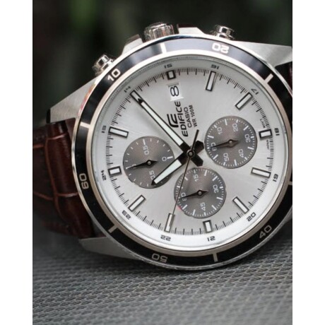 Reloj Análogo Casio Edifice EFR-526L Alta Gama Marrón