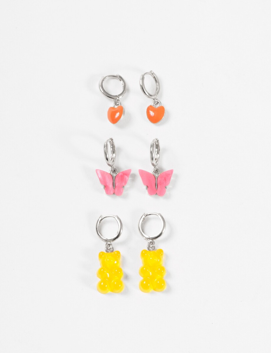 Set de caravanas dije mariposa - plateado 