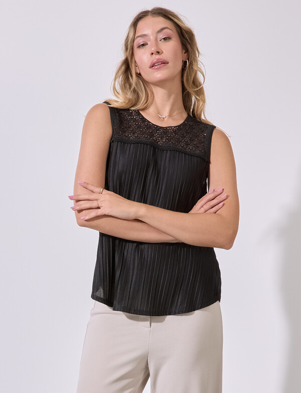 Blusa Plisada NEGRO