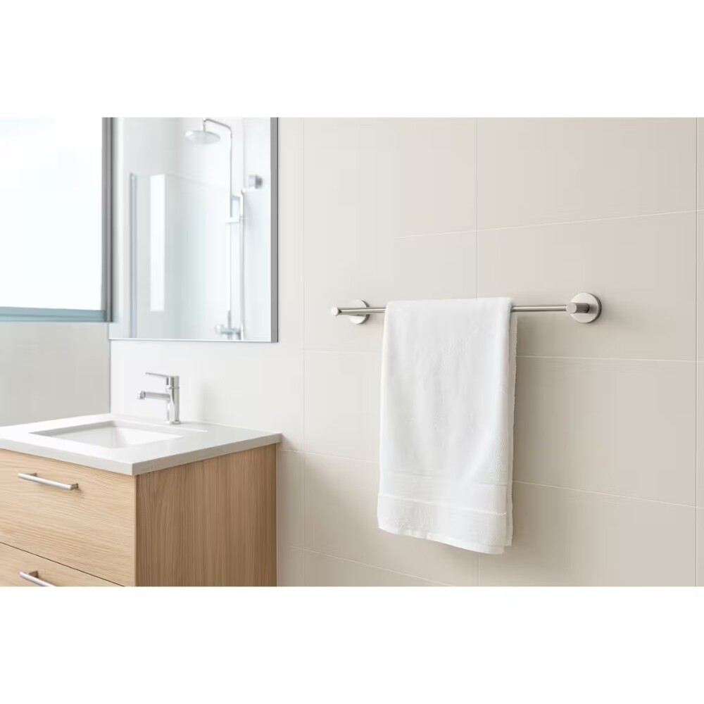 Toallero de barra Celtic Satinado 60 cm Toallero De Barra Celtic Satinado 60 Cm