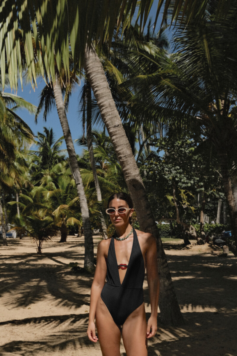 Enteriza Nova SS26 - Black 