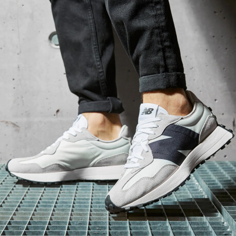 New Balance MS327FE - Light grey — Zooko