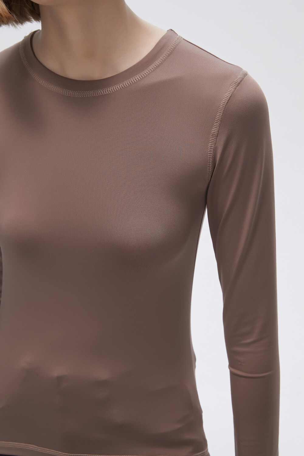 Remera Fubuki Taupe / Mink / Vison