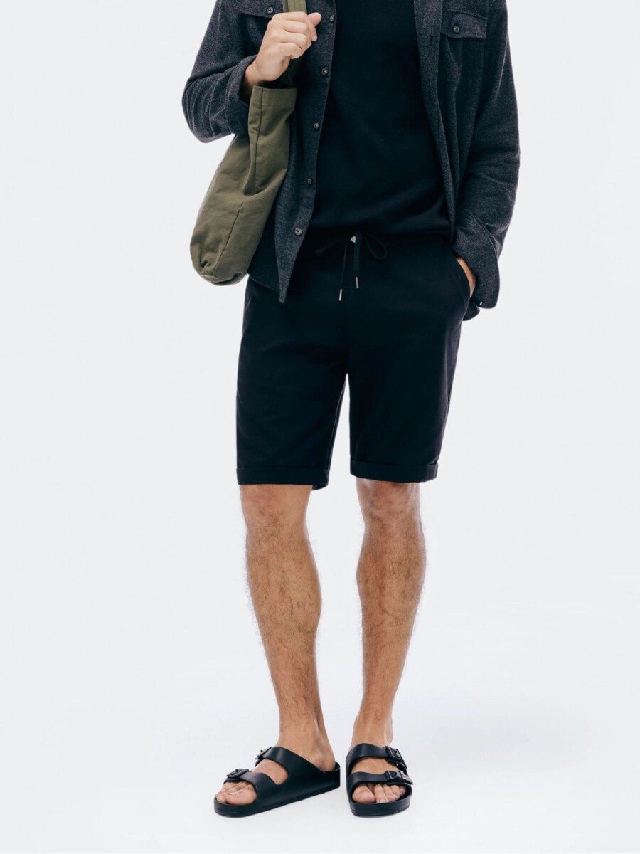 BERMUDA BÁSICA DE SARGA - NEGRO 