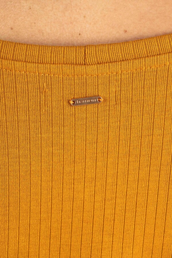 Remera Morley Ocre