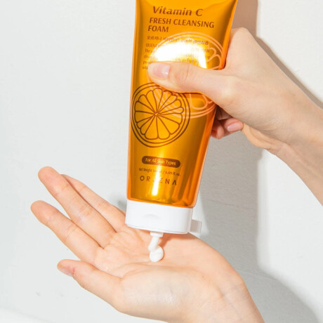 Espuma de Limpieza Orjena con Vitamina C 180ml Espuma de Limpieza Orjena con Vitamina C 180ml