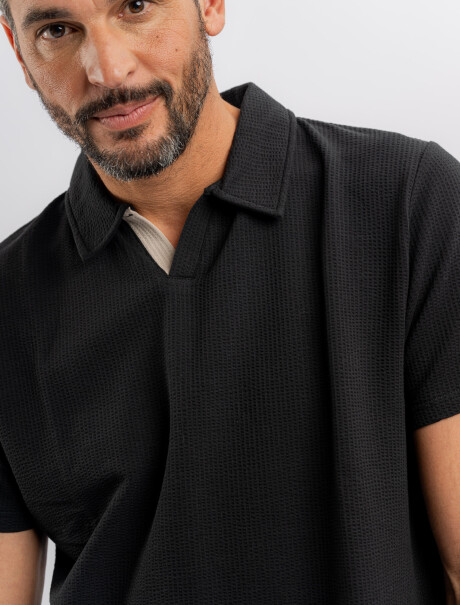 Remera m/c cloque Dusk negro