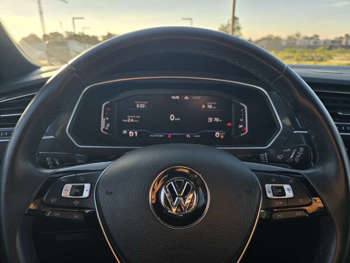 Volkswagen Tiguan Highline 2.0 7Pax | Permuta / Financia Volkswagen Tiguan Highline 2.0 7Pax | Permuta / Financia