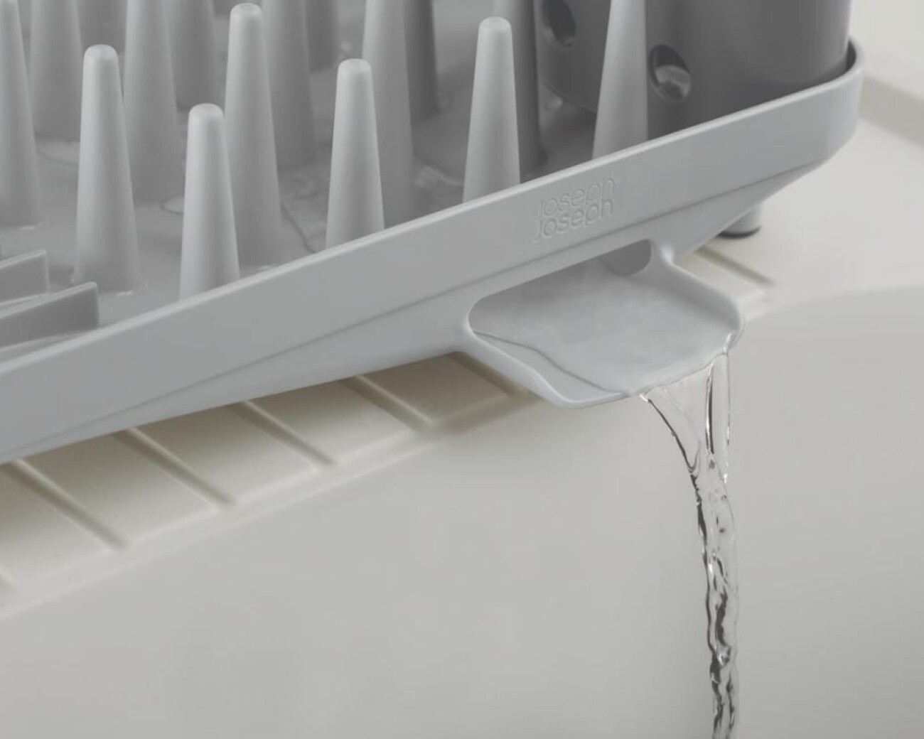 Escurridor Compacto de Vajilla Joseph Joseph Duo con Porta Utensilios Móvil Escurridor Compacto de Vajilla Joseph Joseph Duo con Porta Utensilios Móvil
