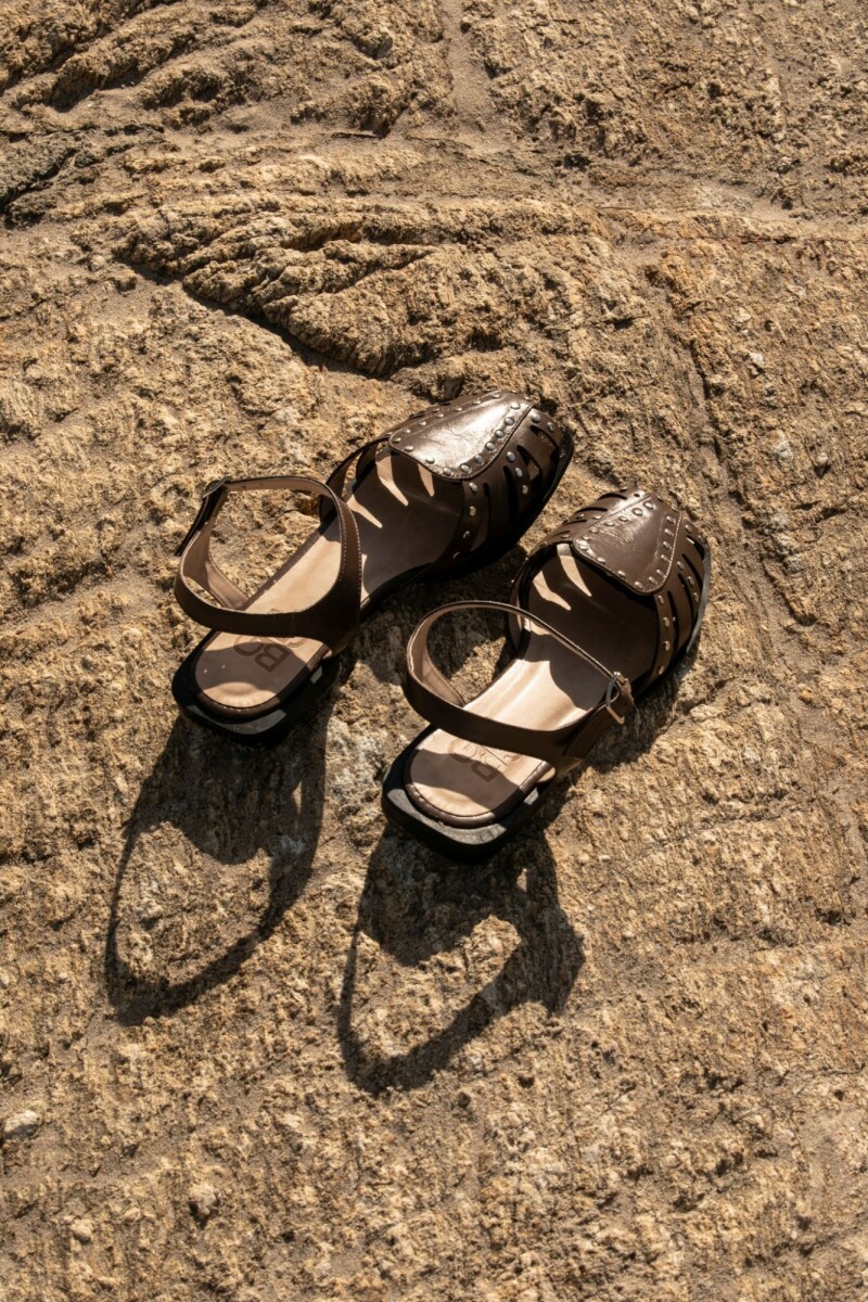 Sandalia cangrejera Crava Marron