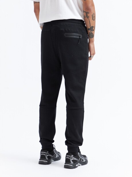 JOGGER TOMI NEGRO