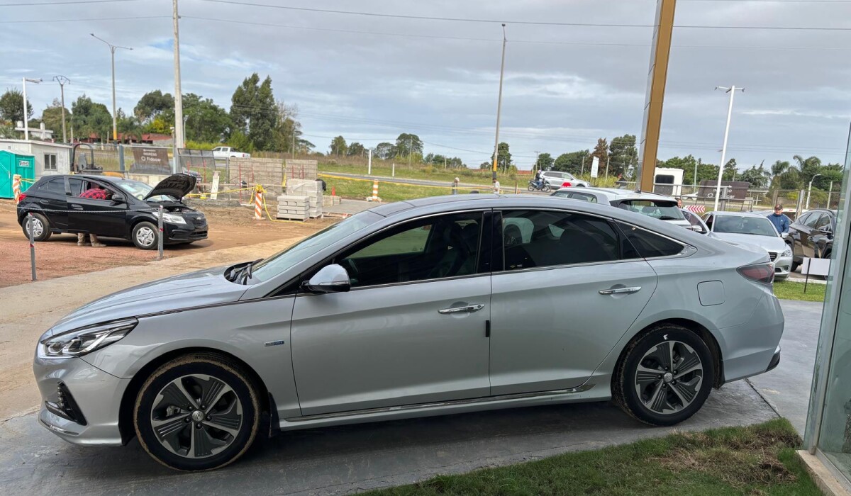 Hyundai Sonata Hybr 2,0 - 2018 Hyundai Sonata Hybr 2,0 - 2018