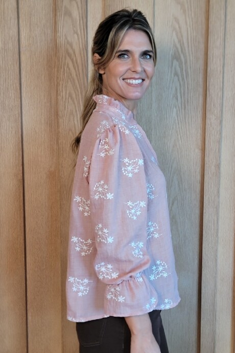Blusa Copenhague Broderie Rosa