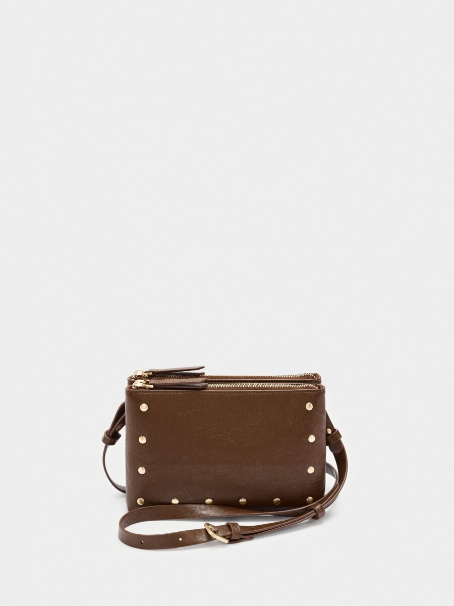 Bolso Bandolera Con Tachuelas marron