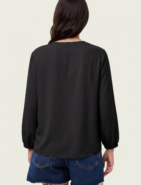 BLUSA DE MANGA TRES CUARTOS EN VISCOSA NEGRO