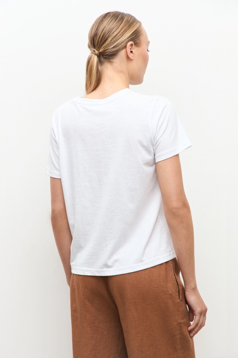 Remera bordado con brillos blanco