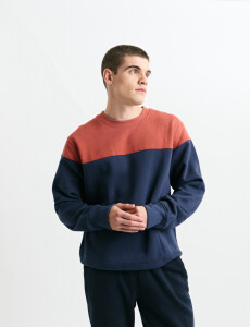 470916 SWEATER HARRY Naranja/azul Piedra