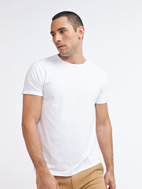 REMERA AGUS BLANCO