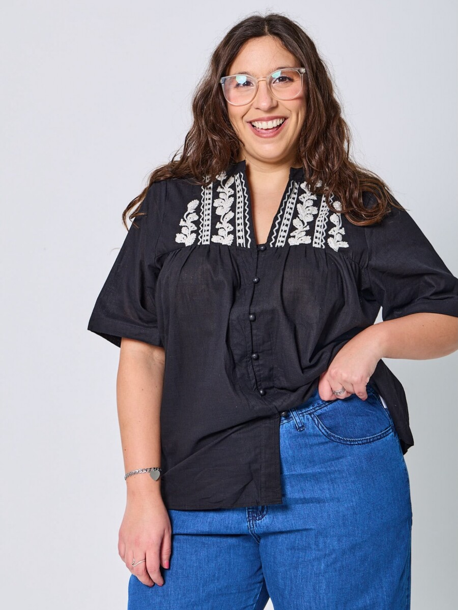 Blusa Yanina Negro