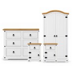COMBO DORMITORIO - LINEA CORONA ROPERO 2 PUERTAS + CÓMODA + 2 MESAS DE LUZ COMBO DORMITORIO - LINEA CORONA ROPERO 2 PUERTAS + CÓMODA + 2 MESAS DE LUZ