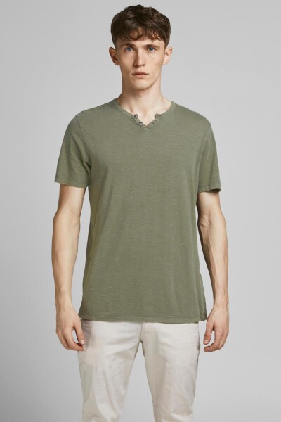 Camiseta Split Cuello "v" Dusky Green