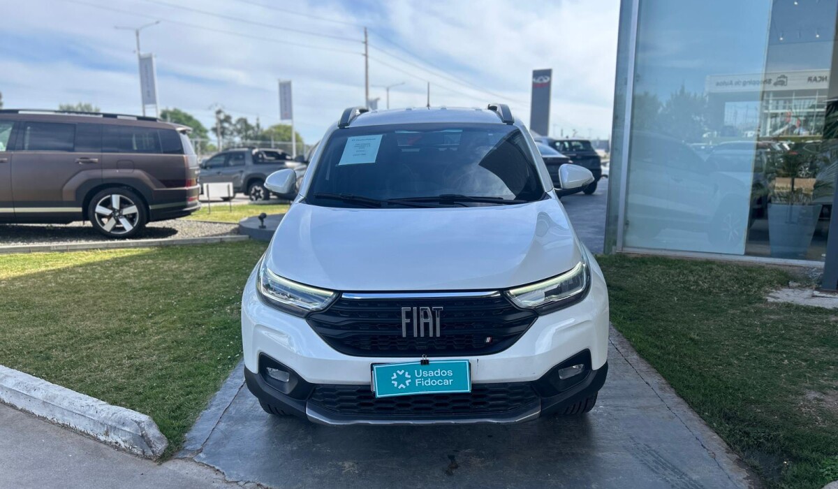 FIAT STRADA VOLCANO DC MT 1.3 2022 FIAT STRADA VOLCANO DC MT 1.3 2022