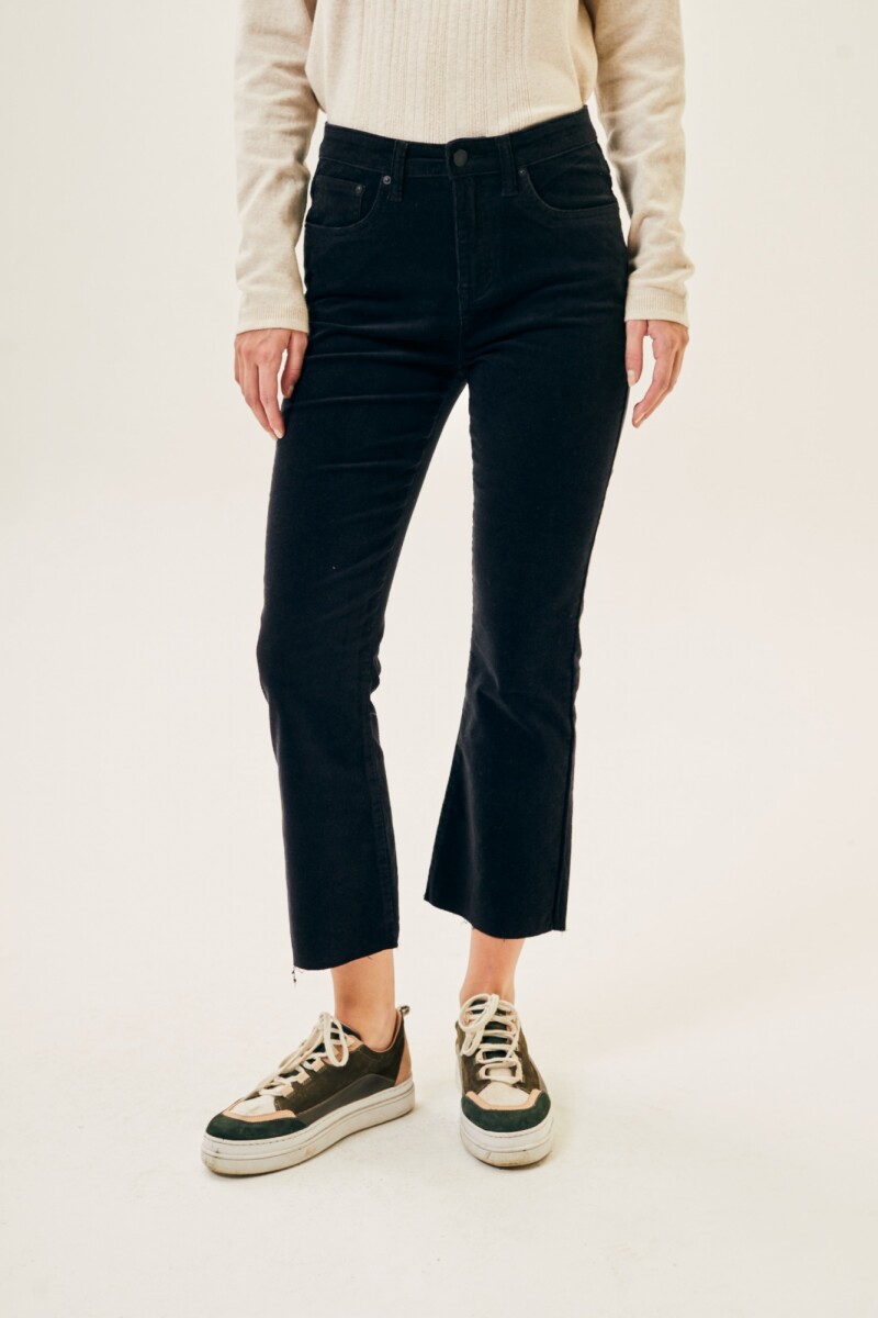 Crop Flare Corduroy Negro