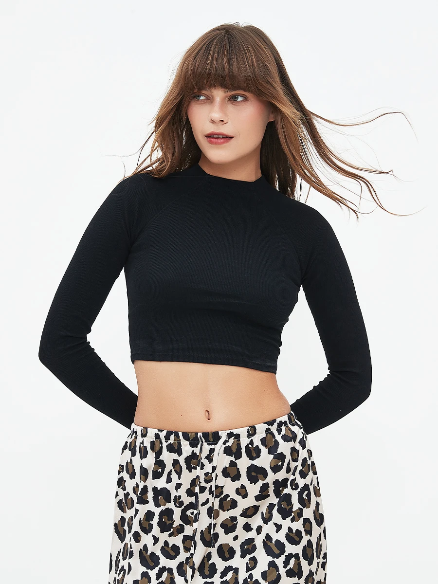 REMERA SUSAN - NEGRO 