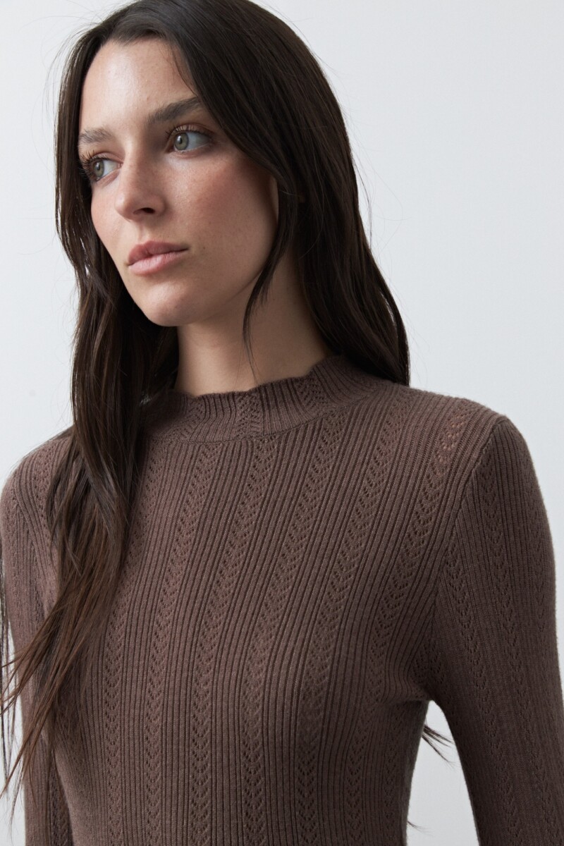 POLERA SELVA Marrón oscuro