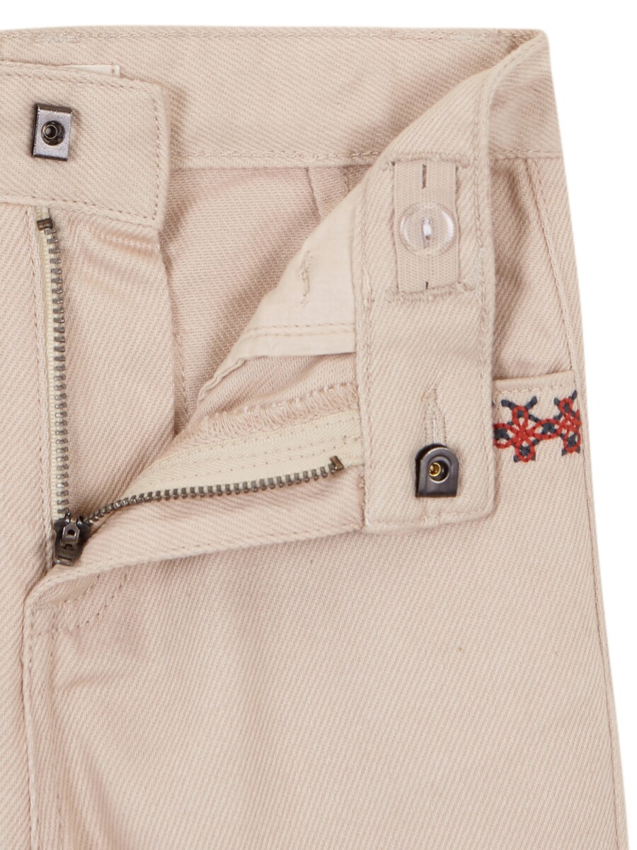 Pantalon Recto Con Bordados Piedra