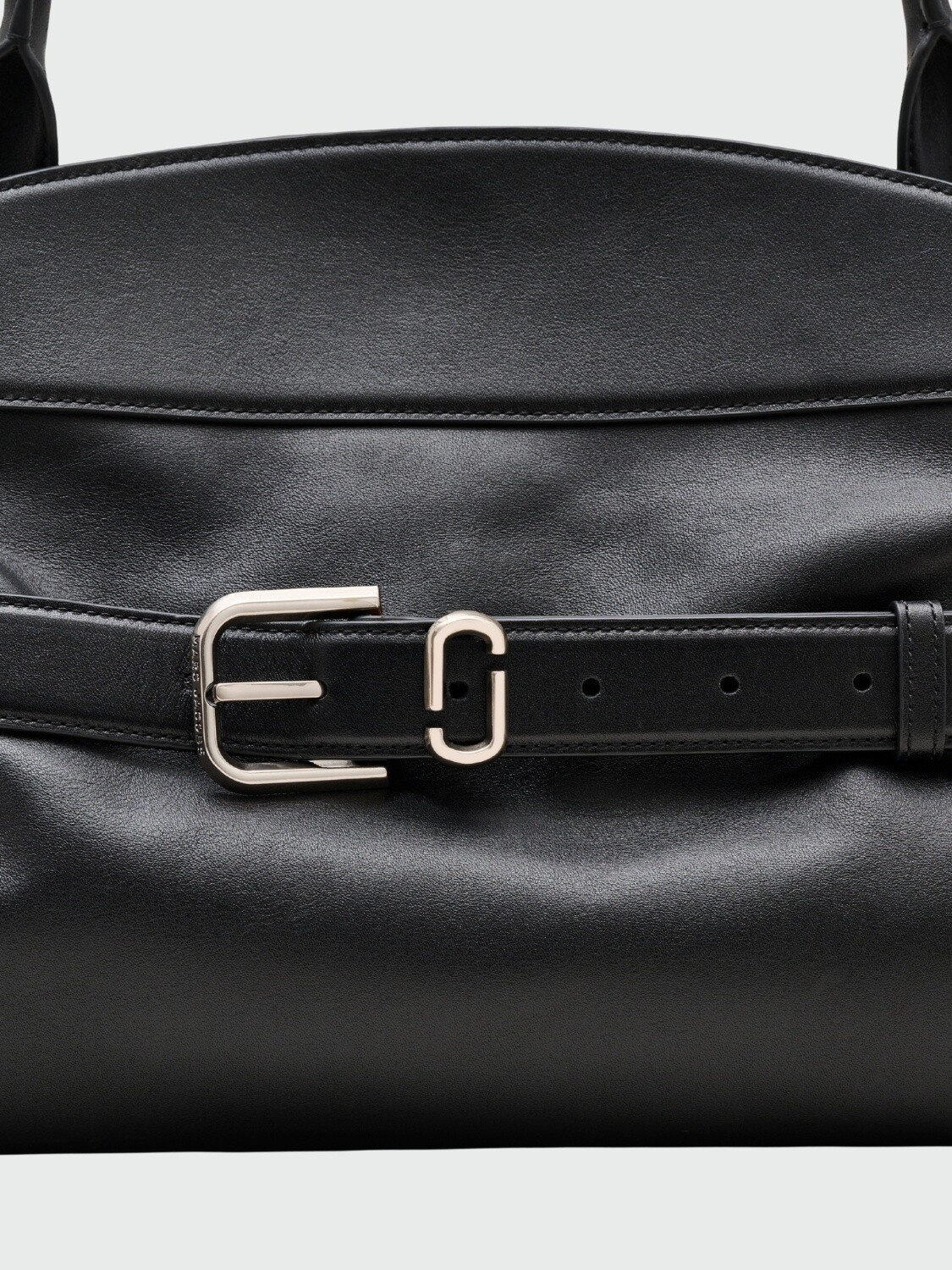 MARC JACOBS - The Satchel Dakota 001