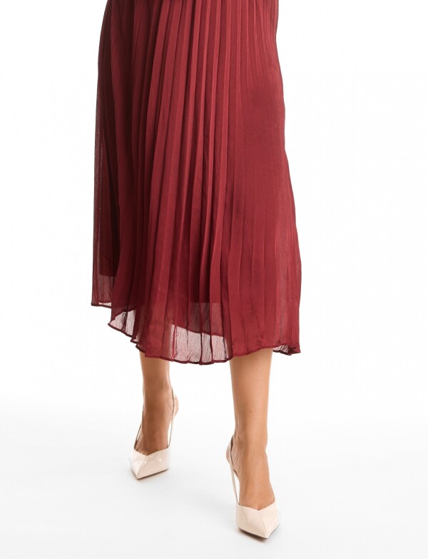 Vestido Saten Plisado BORDEAUX