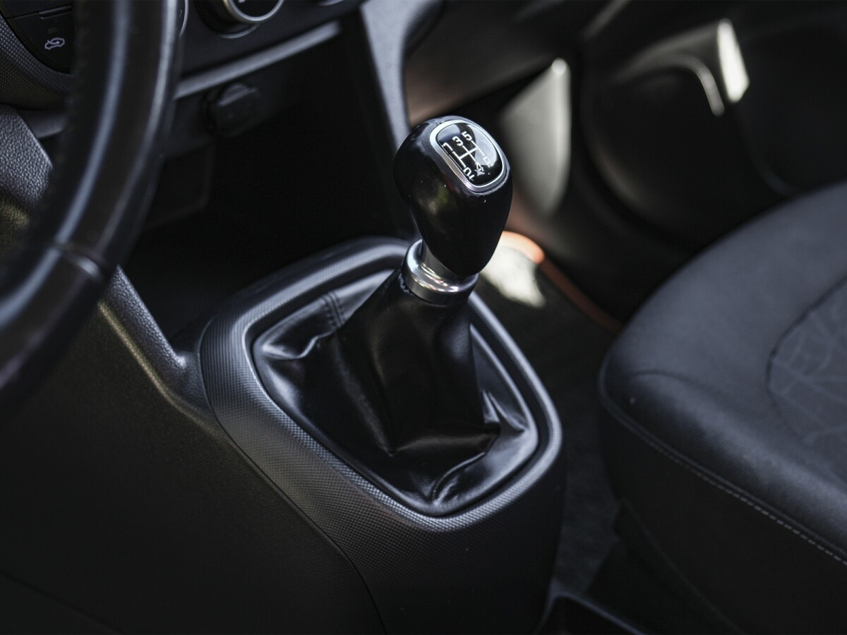 Hyundai Grand i10 GLS 1.25| Permuta / Financia Hyundai Grand i10 GLS 1.25| Permuta / Financia
