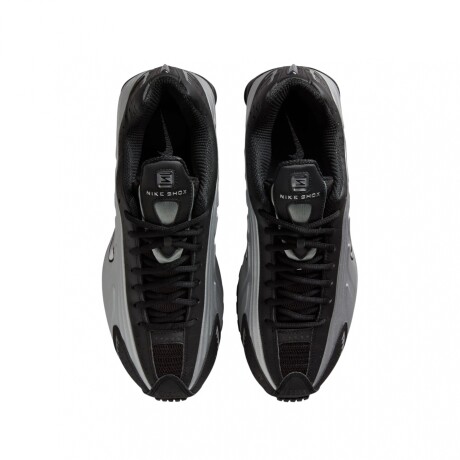 Championes Nike Shox R4 Black