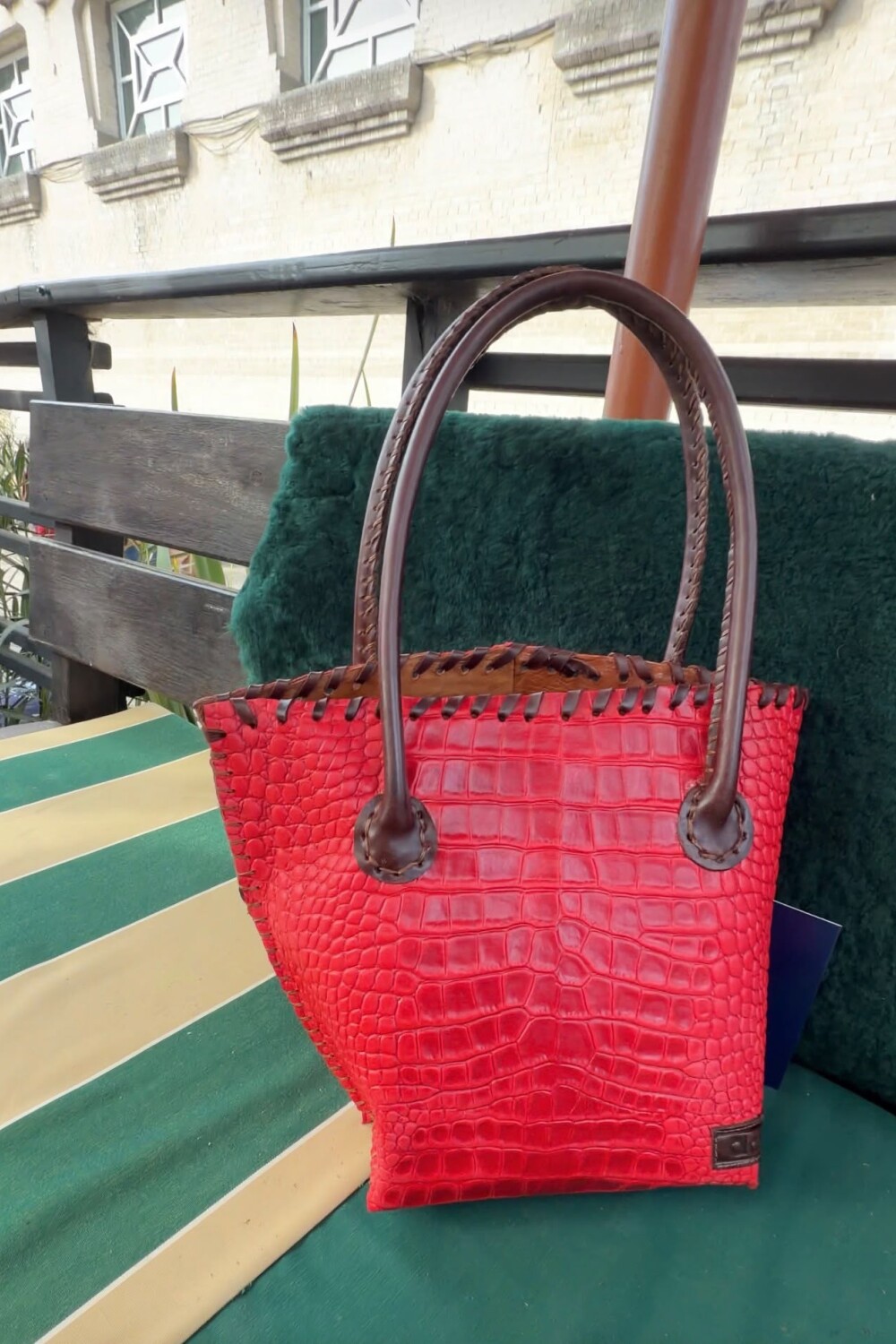 Medium All Season Bag Rojo / Chocolate